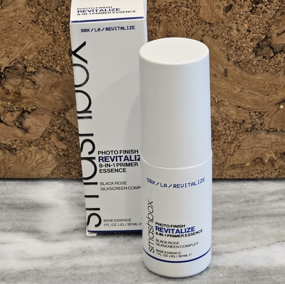 Smashbox Photo Finish Revitalize 8-in-1 Primer Essence setting spray - Picture 1 of 3
